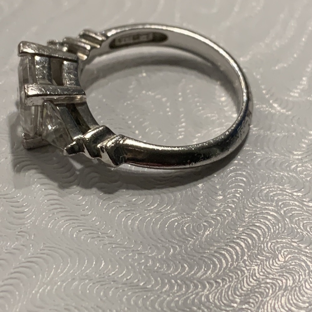 Vintage Sterling Silver rhinestone Ring Size 6 - Picture 7 of 8